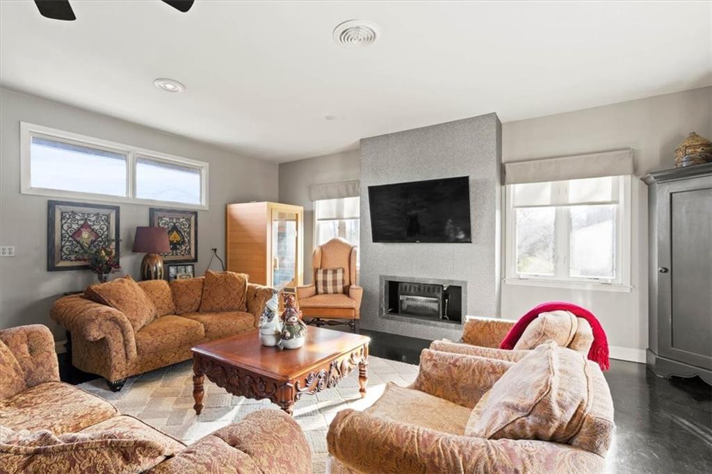 12511 State Line Road Kansas City, MO 64145 - Photo 21 of 38