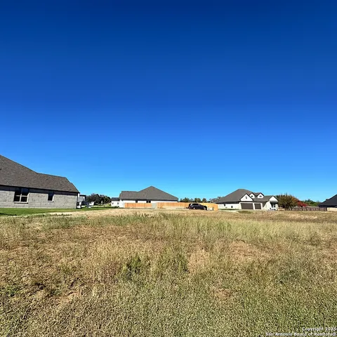 $135,000 | 183 Janice Avenue, Castroville, TX 78009