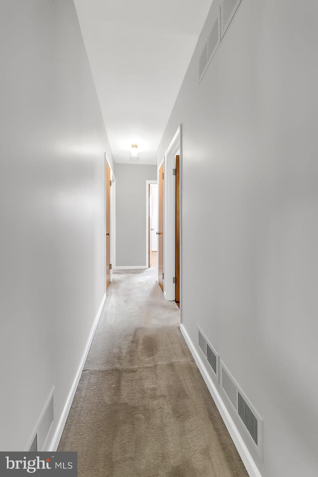 12 Hathaway Road Lutherville-Timonium, MD 21093 - Photo 17 of 52 Bright & natural light