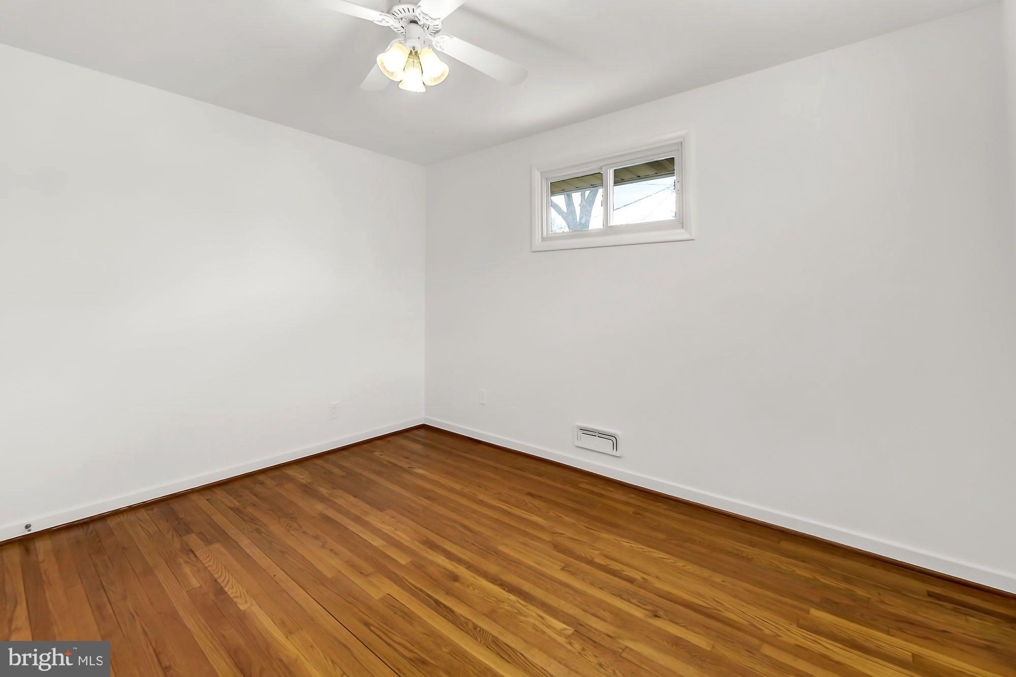 12 Hathaway Road Lutherville-Timonium, MD 21093 - Photo 23 of 52 Hardwoods and freshly painted