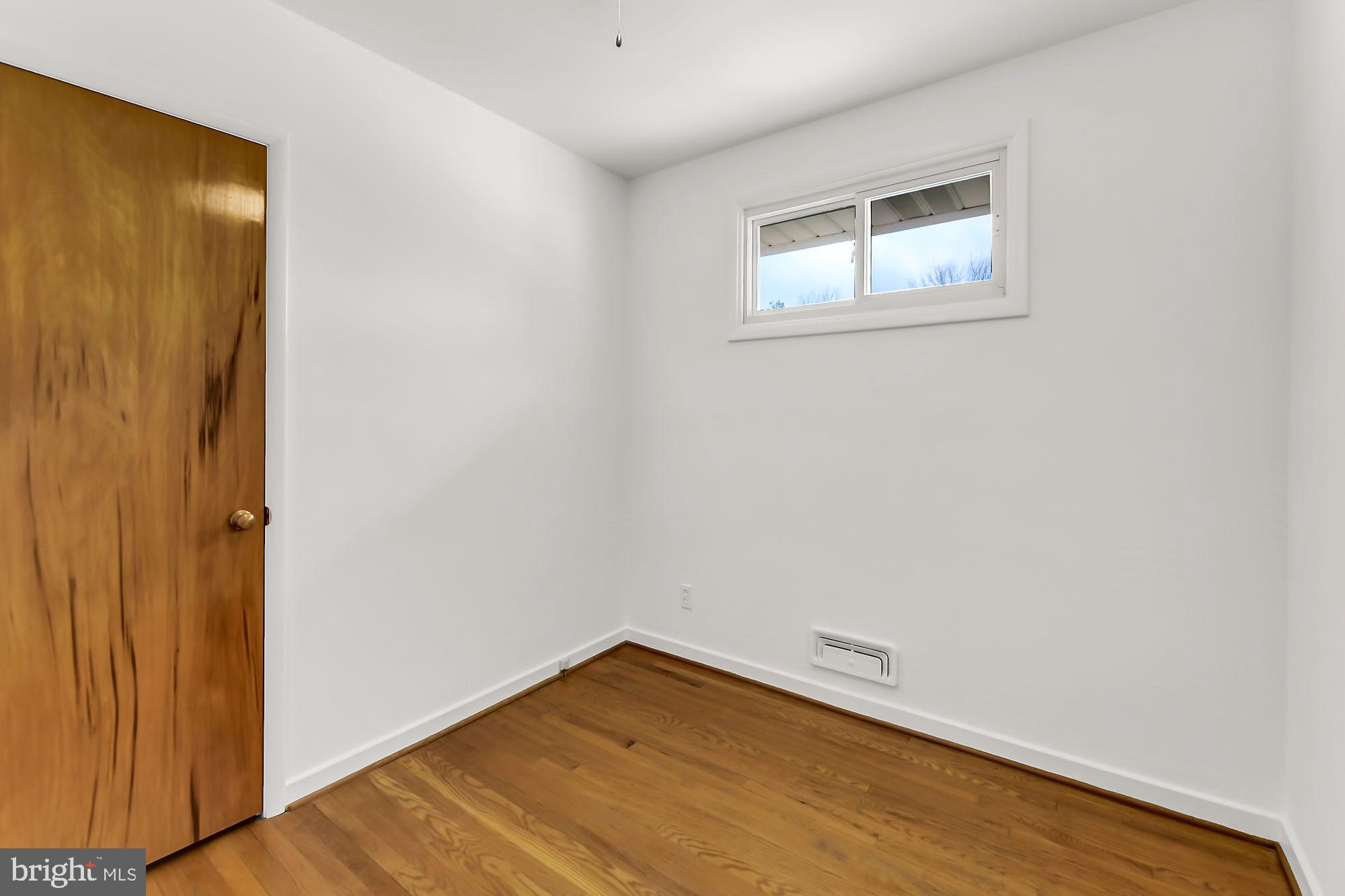 12 Hathaway Road Lutherville-Timonium, MD 21093 - Photo 33 of 52 Hardwoods and freshly painted