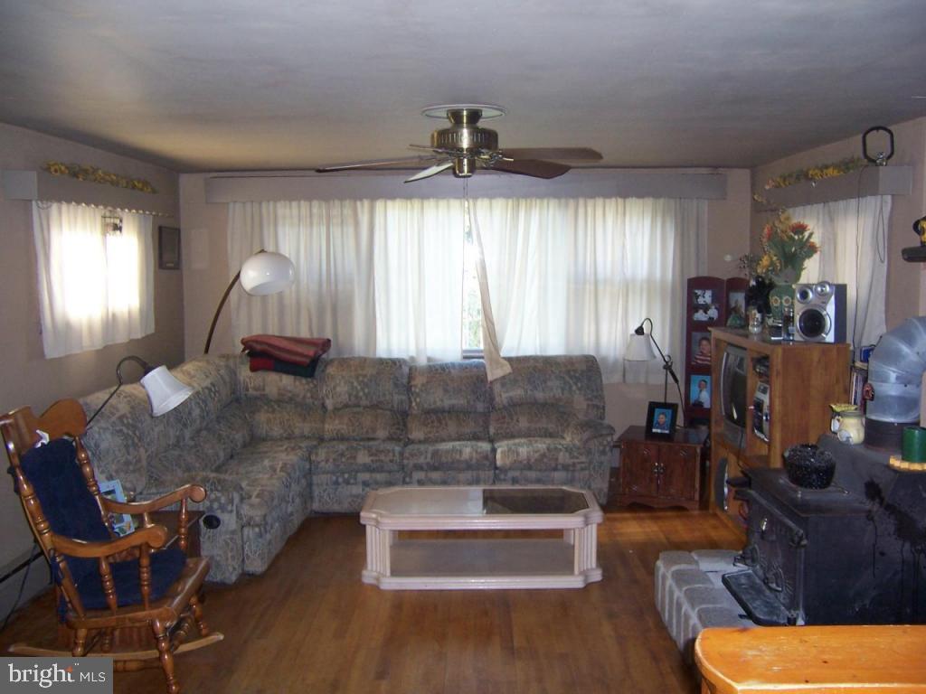 546 Frogtown Road Pequea, PA 17565 - Photo 3 of 8