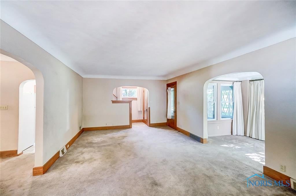 1007 Vanderbilt Road Toledo, OH 43615 - Photo 6 of 50 Gallery Image 6