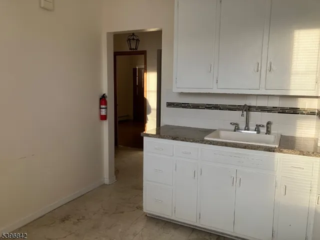 $2,200 | 147 Harrison Street, Nutley, NJ 07110