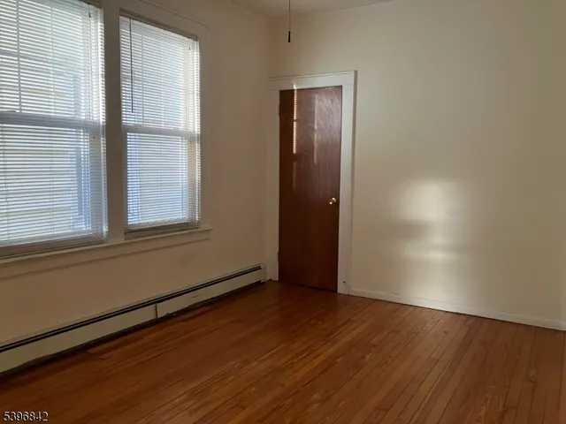 $2,200 | 147 Harrison Street, Nutley, NJ 07110