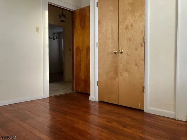 $2,200 | 147 Harrison Street, Nutley, NJ 07110