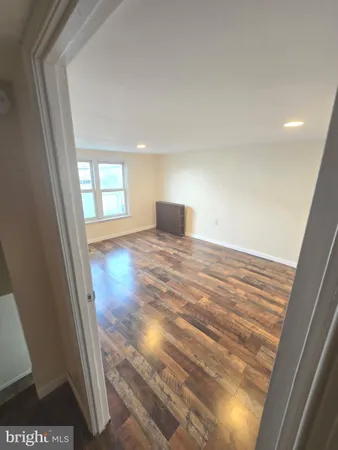 $1,300 | 324 East Market Street, Mahanoy City, PA 17948