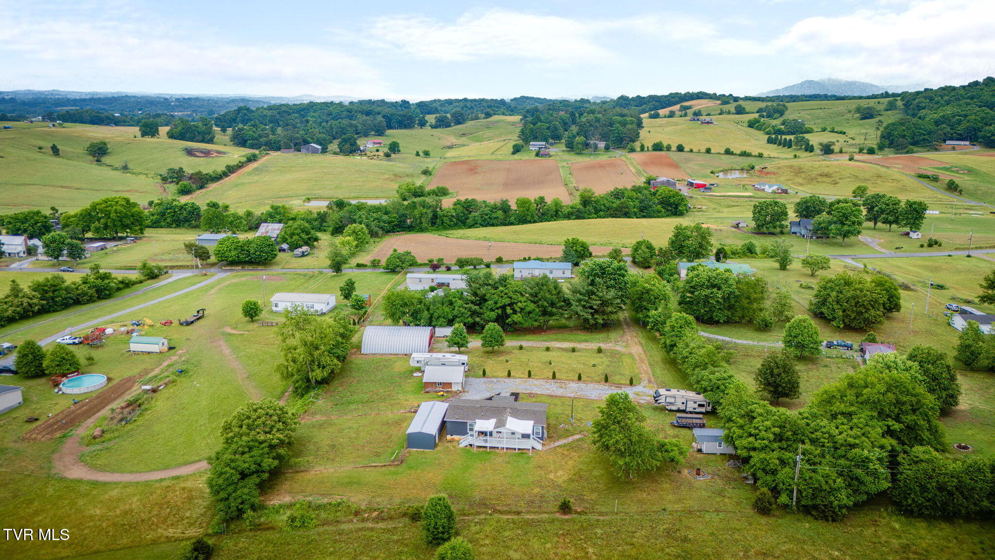 1940 Nolichuckey Road Greeneville, TN 37743 - Photo 41 of 42 104