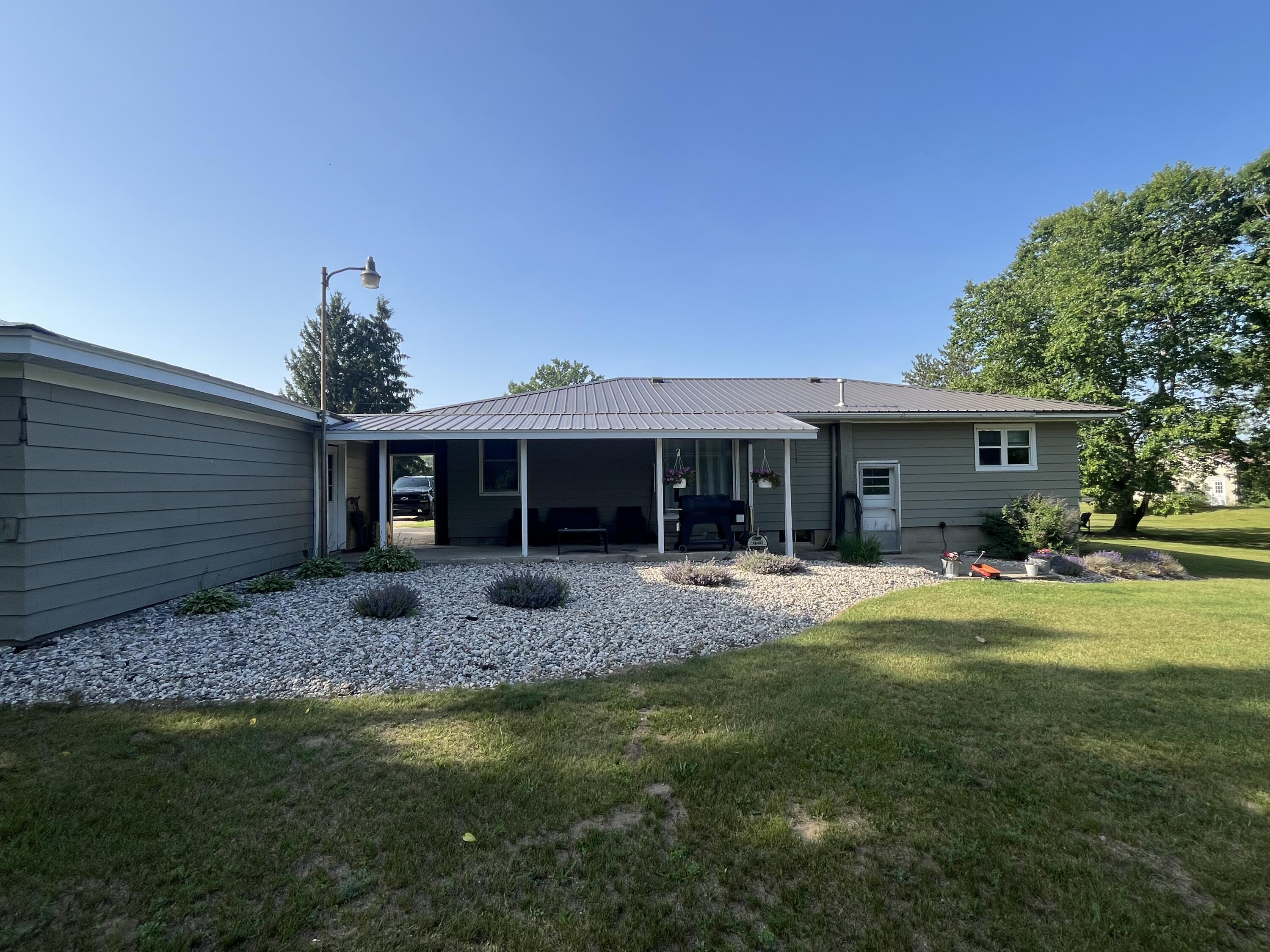 5499 West Mcbride Road Lakeview, MI 48850 - Photo 3 of 24 IMG_1152