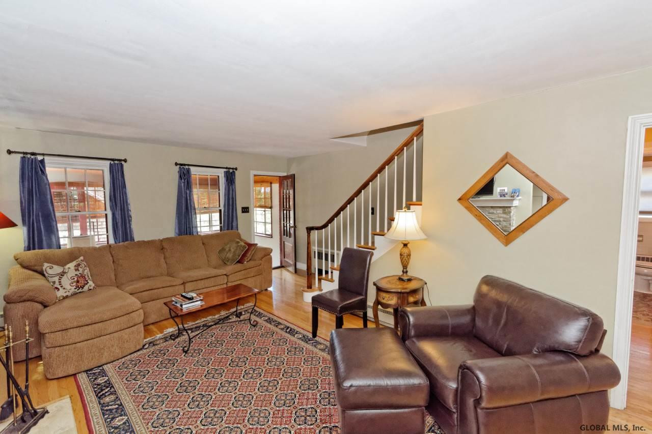 34 Latham Ridge Road Colonie, NY 12110 - Photo 3 of 23 Photo 3
