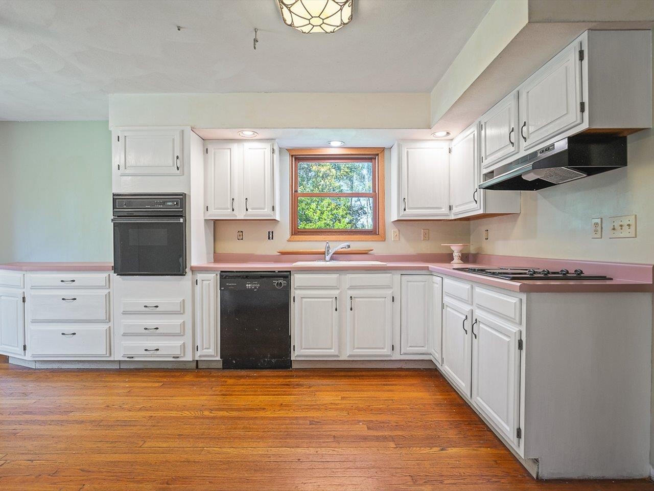 3637 Baxter Road Rockford, IL 61109 - Photo 14 of 49