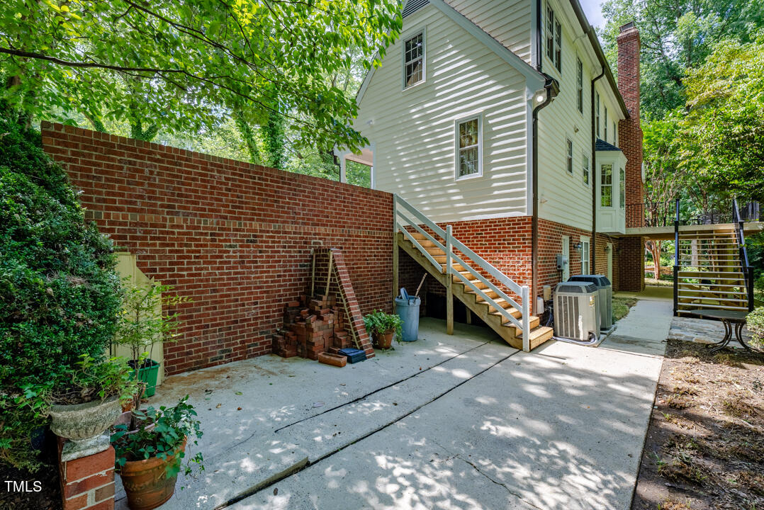 3317 Marblehead Lane Raleigh, NC 27612 - Photo 32 of 42 DSC00467-HDR