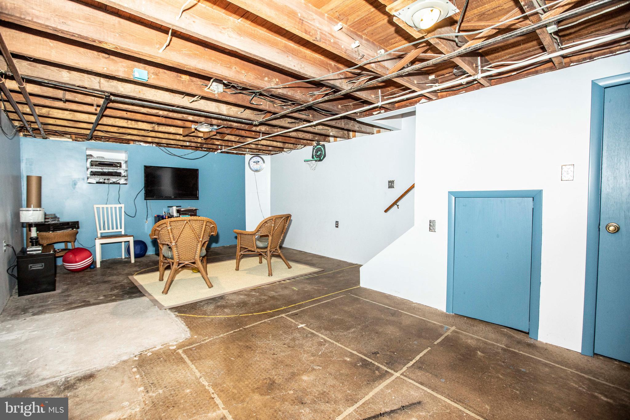 9 West Broad Street Reading, PA 19607 - Photo 11 of 27 Basement