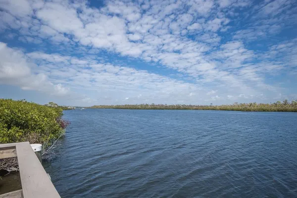 $547,500 | 10310 Coral Landings Court, Unit 98, Placida, FL 33946