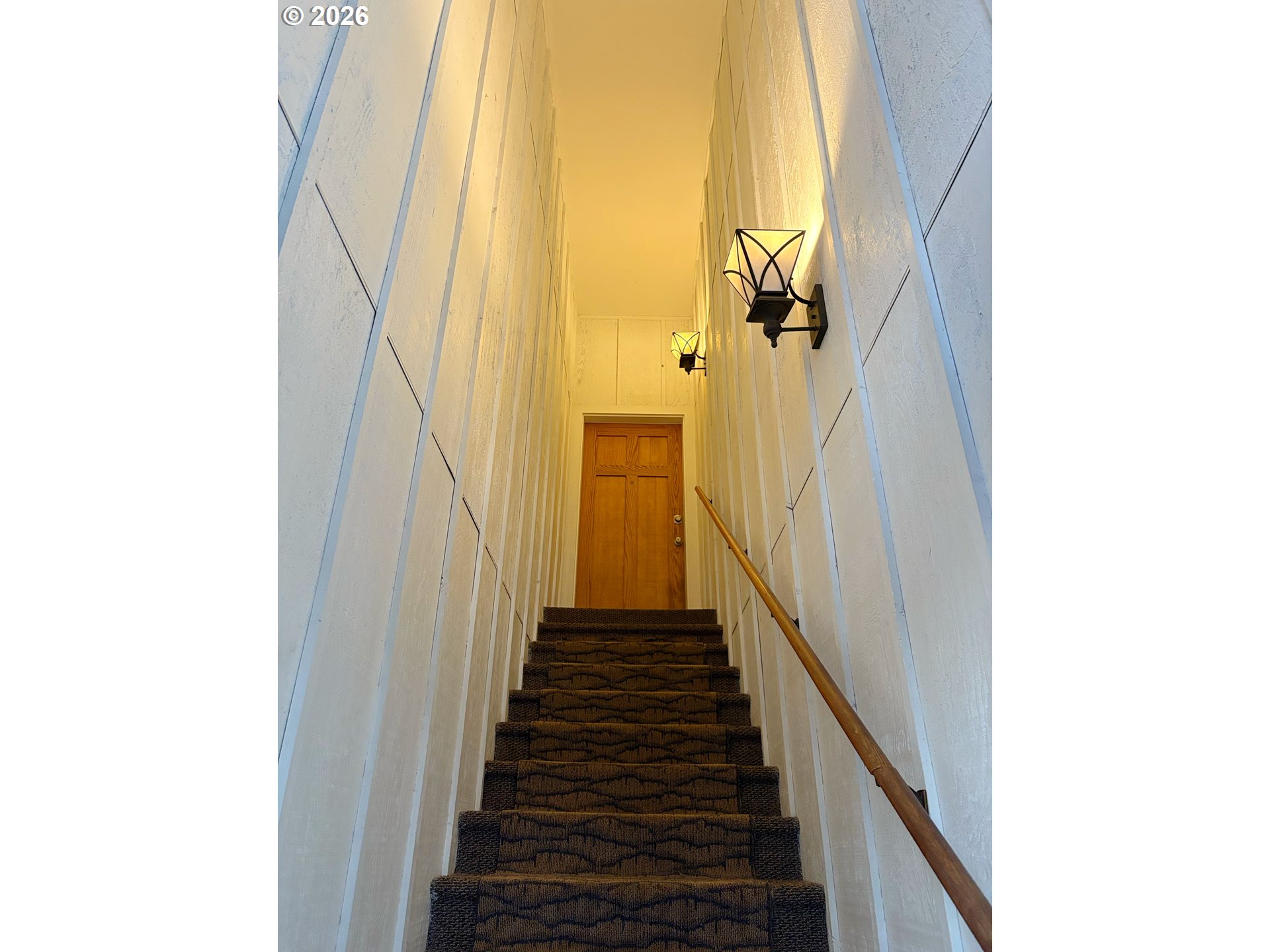 2090 Minnesota Street Eugene, OR 97402 - Photo 39 of 39 a view of a hallway with wooden floor