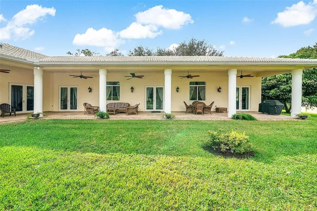 $2,000,000 | 7273 Northwest 63rd Way, Parkland, FL 33067