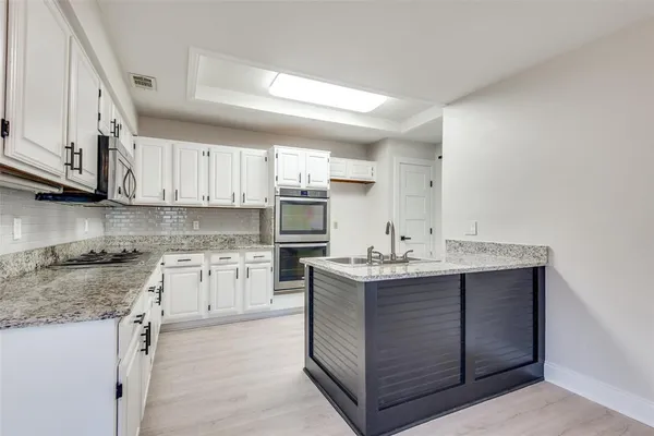 $2,599 | 3915 St Christopher Lane, Dallas, TX 75287