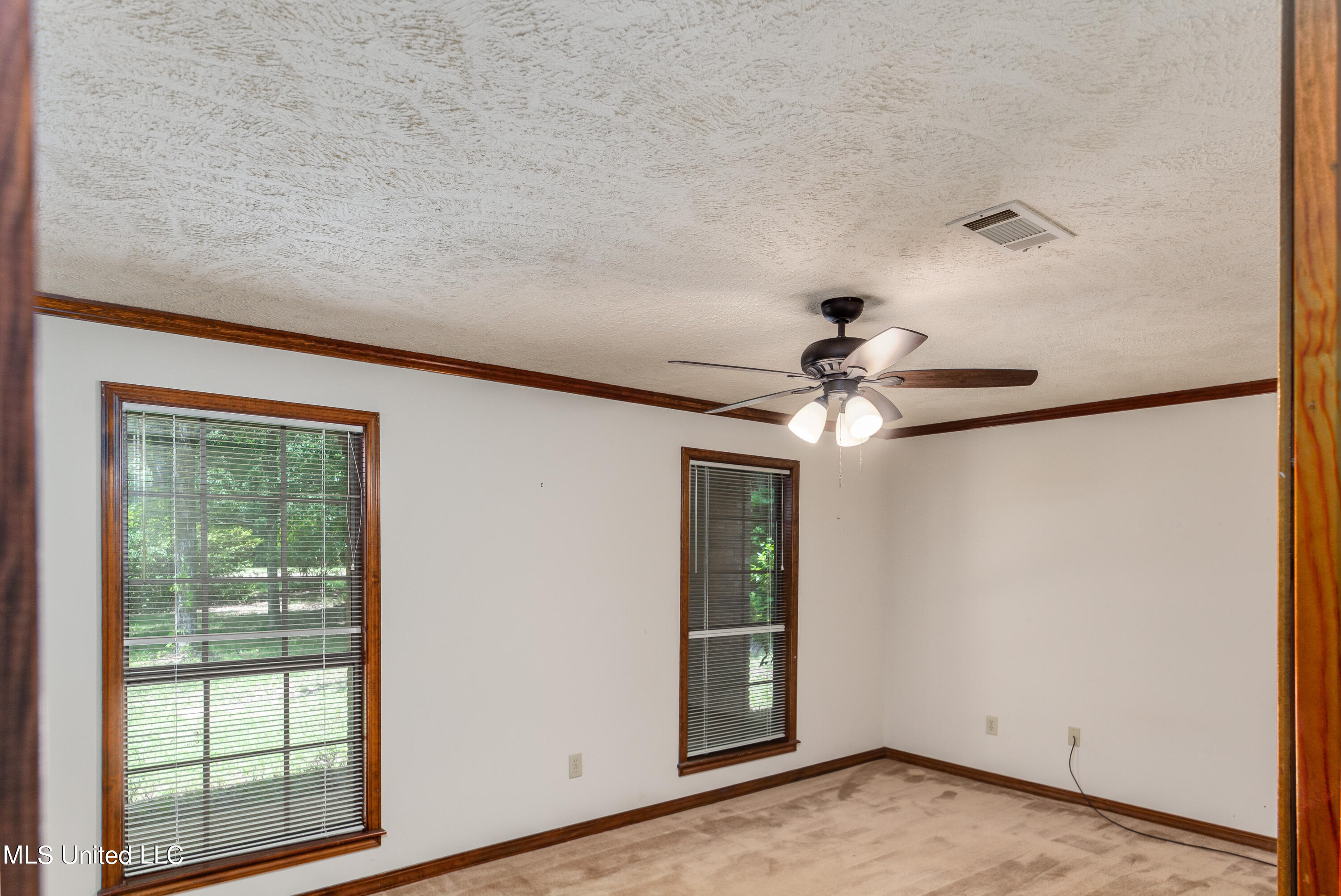 328 Springhill Drive Terry, MS 39170 - Photo 24 of 32 328 Springhill-25