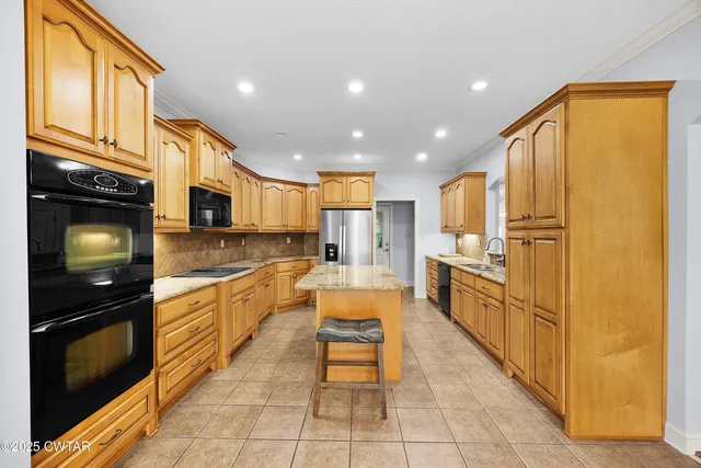 $469,900 | 31 Brookhollow Cove, Jackson, TN 38305