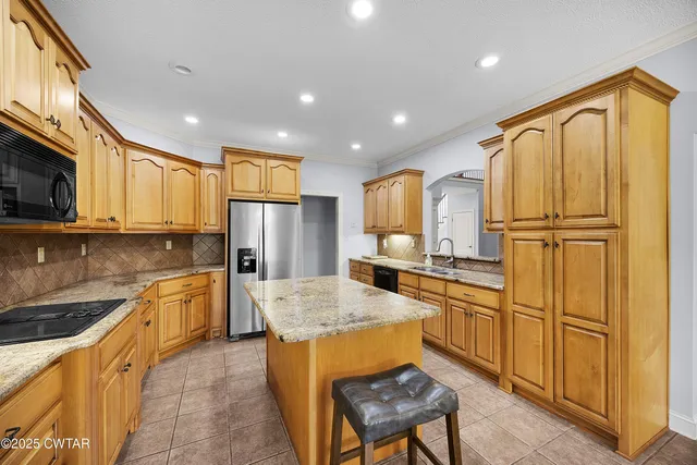 $469,900 | 31 Brookhollow Cove, Jackson, TN 38305