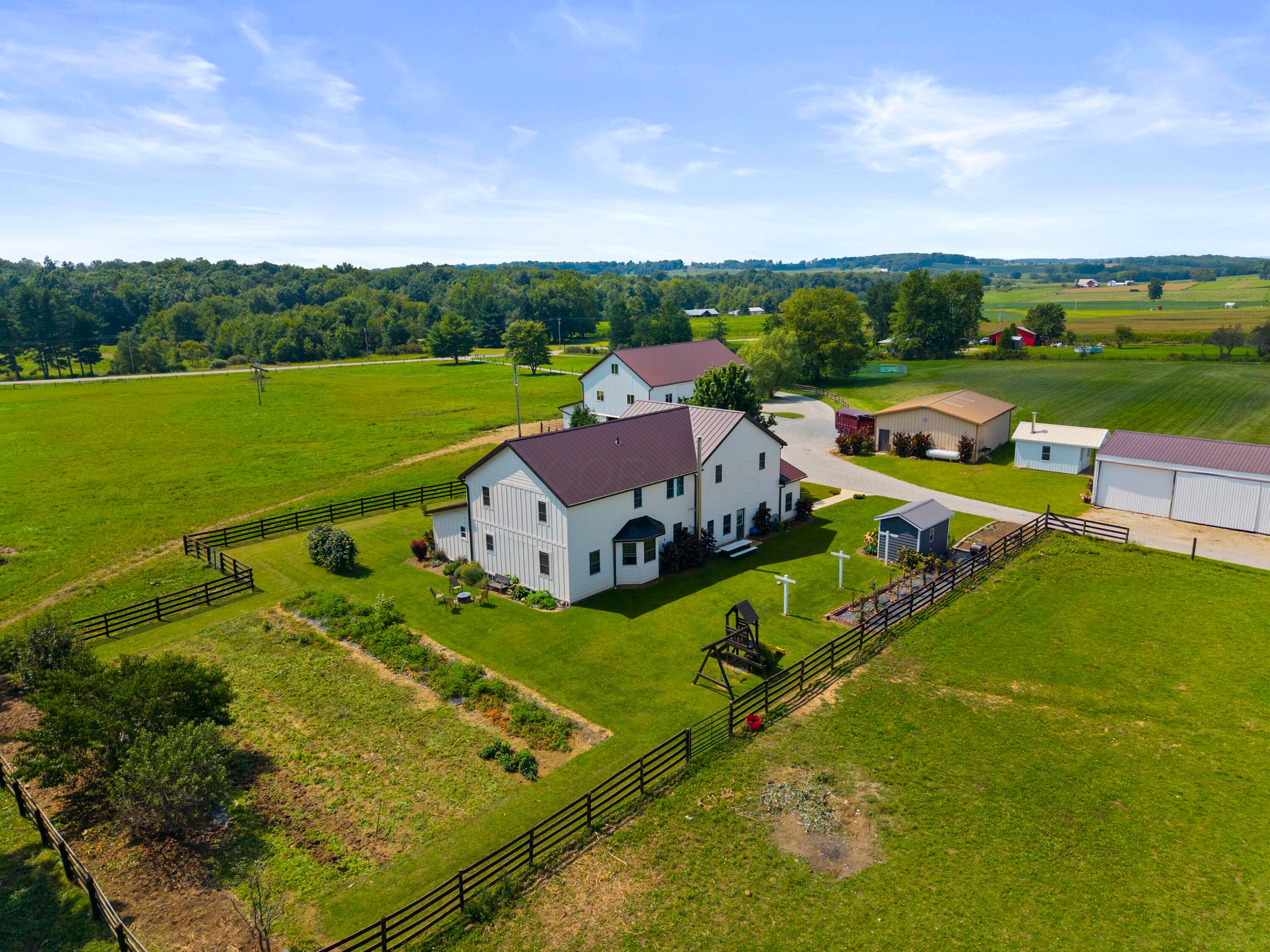 27261 Newcastle Road Howard, OH 43028 - Photo 91 of 113 101-print-DJI_20260827130659_0675_D