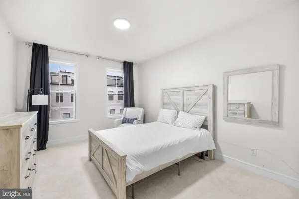 $619,038 | 43255 Farringdon Square, Ashburn, VA 20148