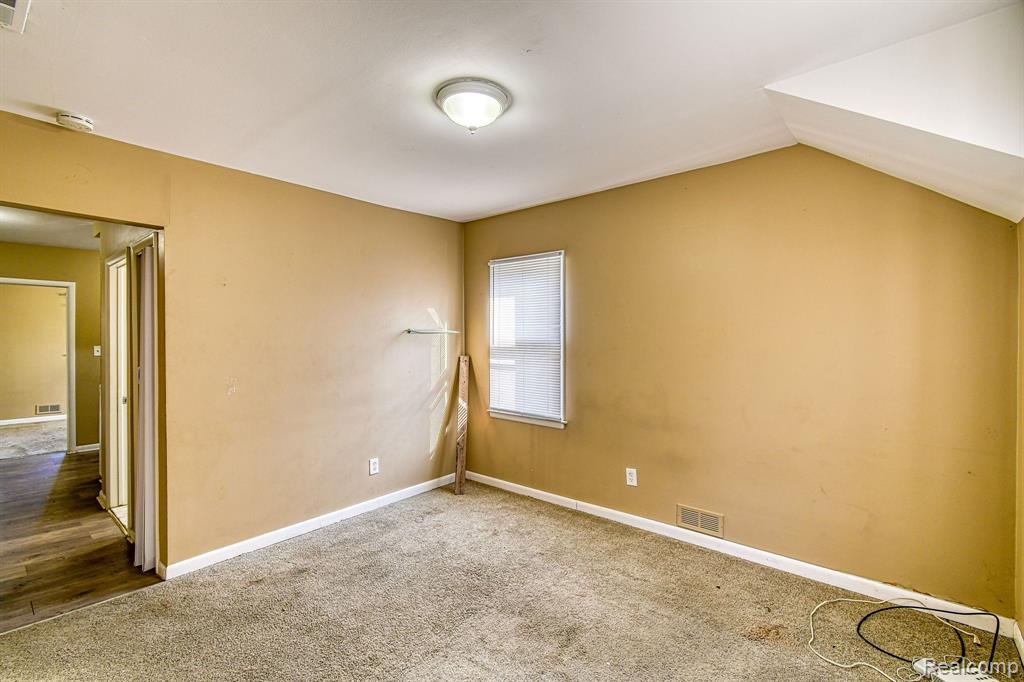 217 Richter Street River Rouge, MI 48218 - Photo 3 of 47