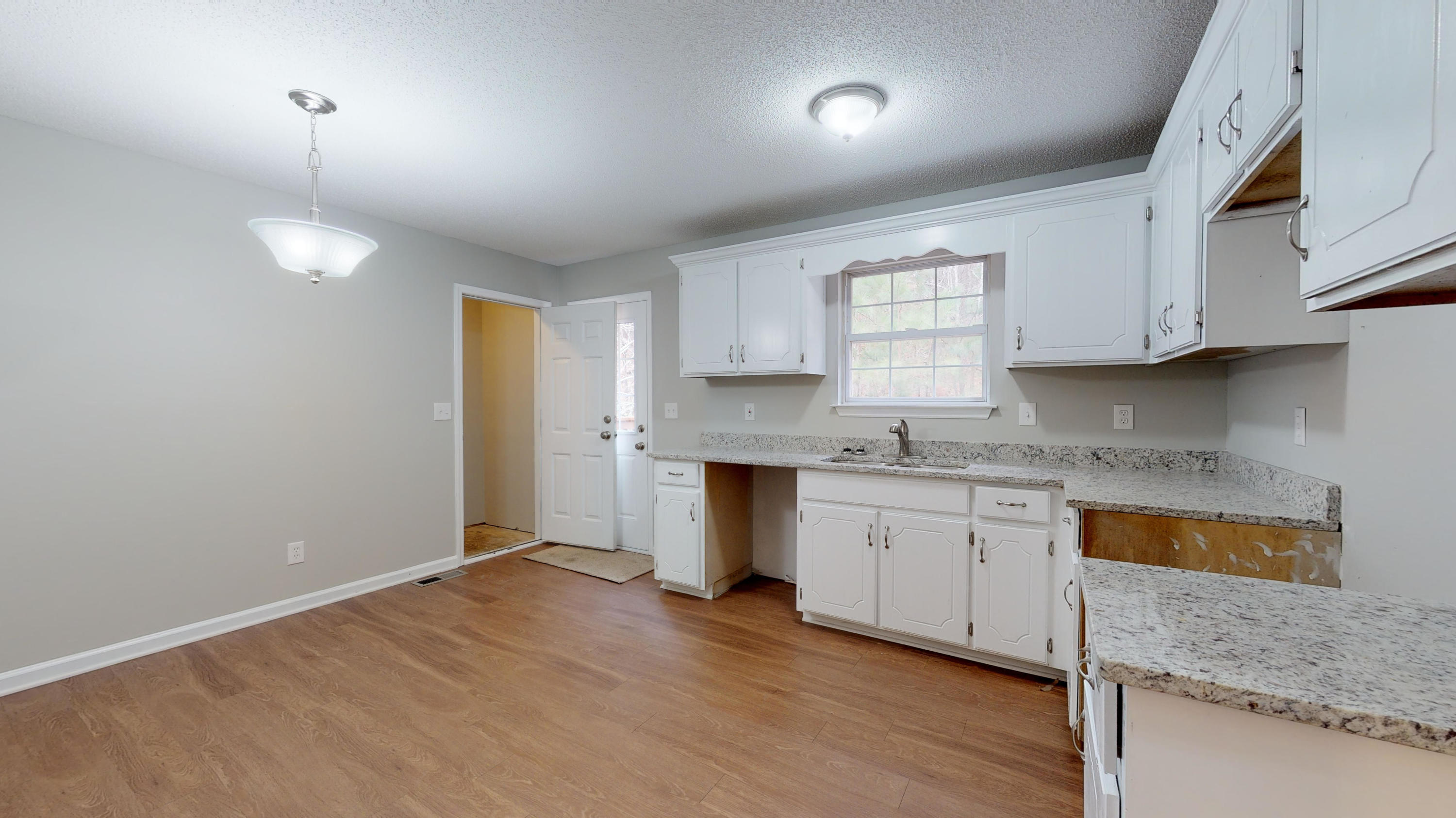 785 Keith Salem Road Ringgold, GA 30736 - Photo 5 of 20 785-Keith-Salem-Rd-Ringgold-GA-30736-122