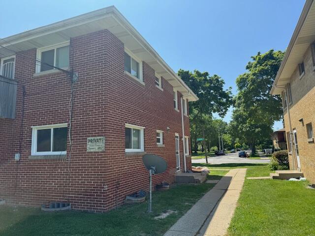 8636 West Congress Street Milwaukee, WI 53225 - Photo 5 of 5 Unknown-1