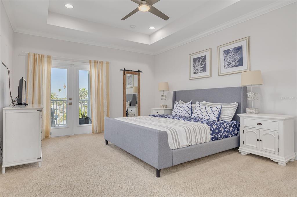 16306 1st Street East Redington Beach, FL 33708 - Photo 22 of 43