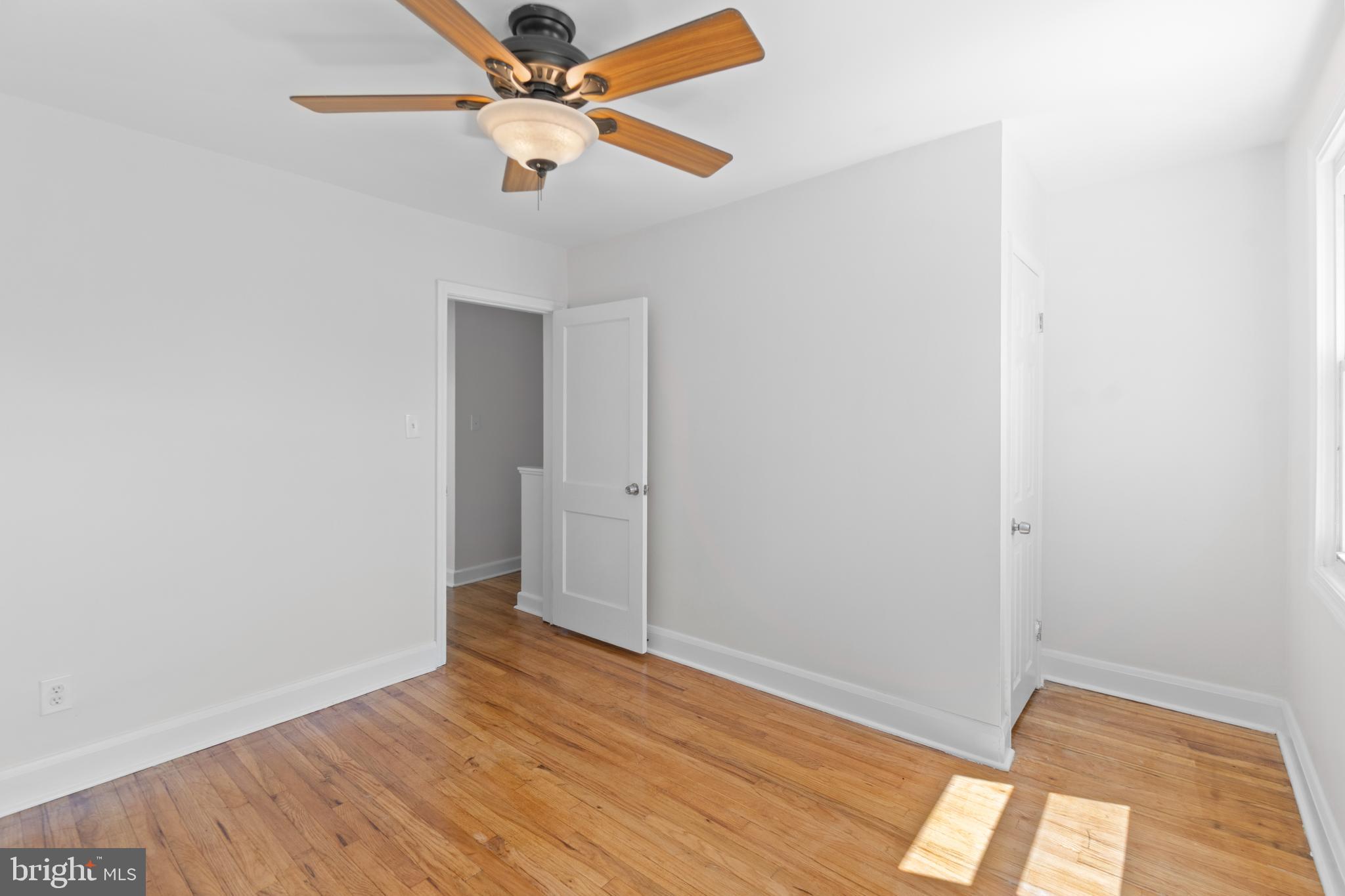 3732 Clarenell Road Baltimore, MD 21229 - Photo 8 of 49