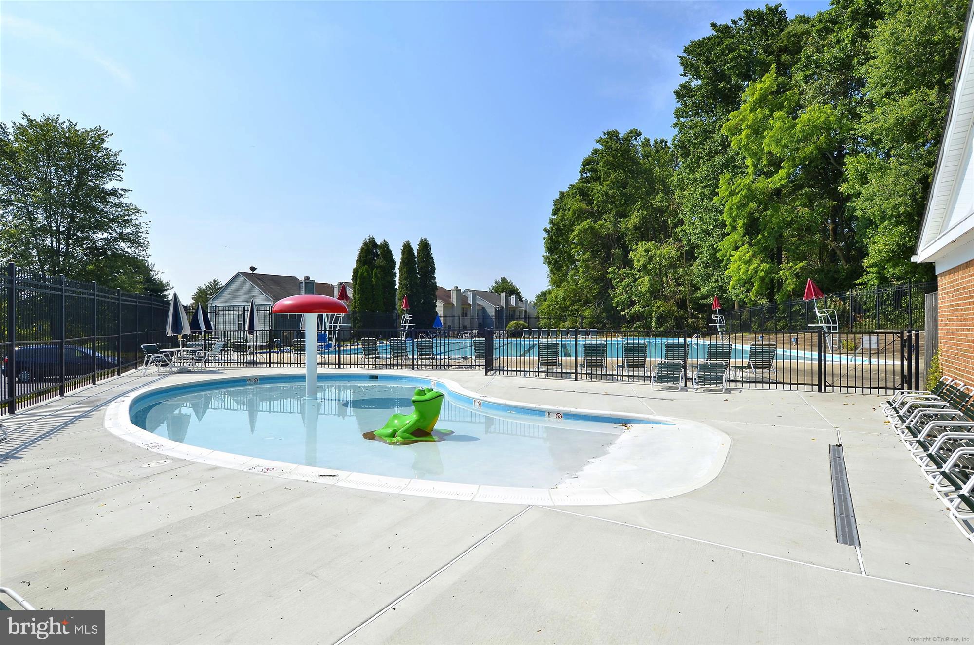 2600 Camelback Lane, Unit 7 Silver Spring, MD 20906 - Photo 33 of 36 Kids Pool