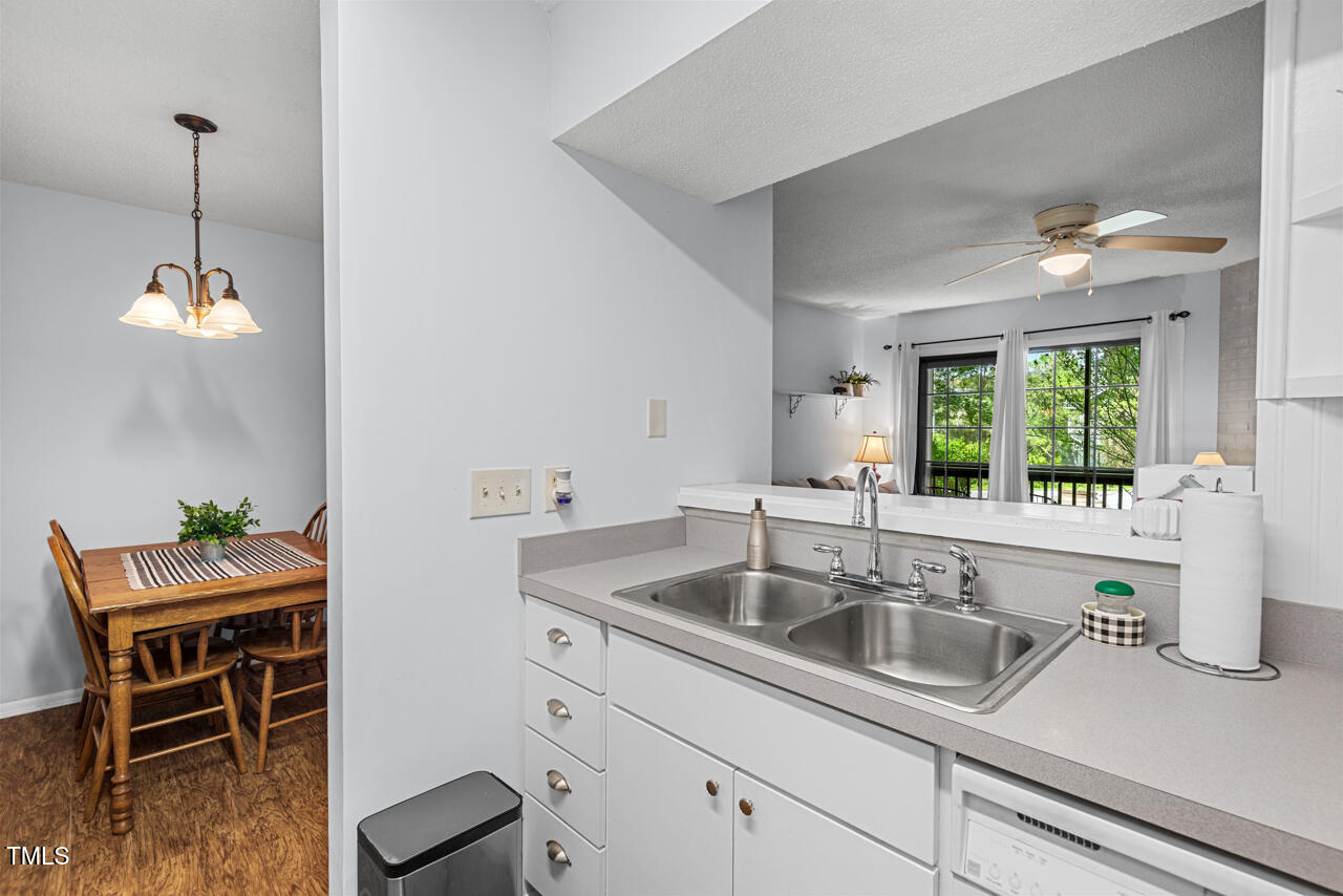 3805 Chimney Ridge Place, Unit 3 Durham, NC 27713 - Photo 8 of 25 13