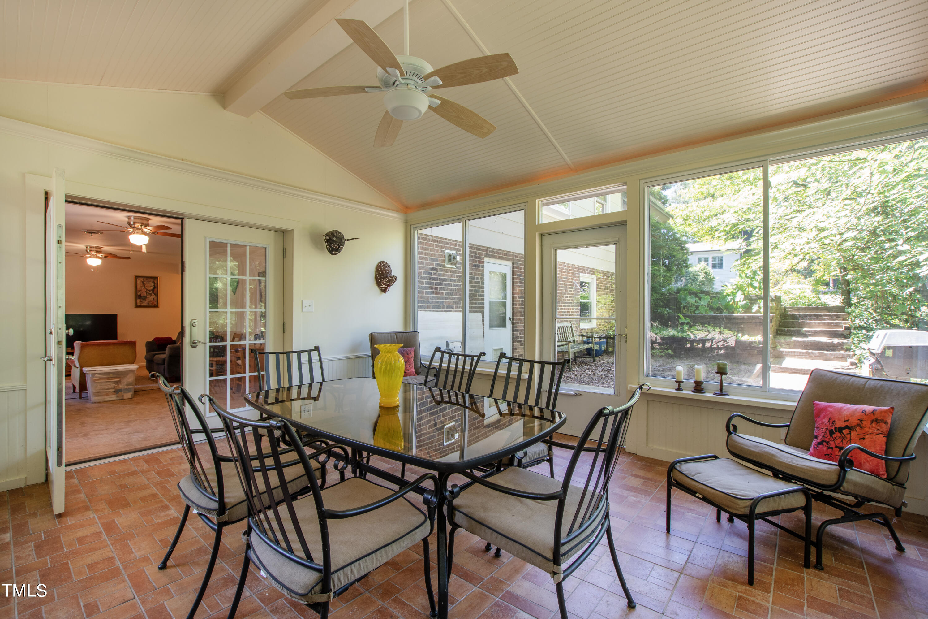 4832 Latimer Road Raleigh, NC 27609 - Photo 38 of 47 Sun 2