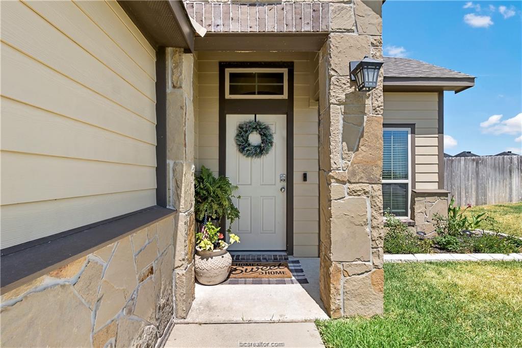 2000 Bleeker Cove Bryan, TX 77807 - Photo 3 of 24 a view of a door of the house