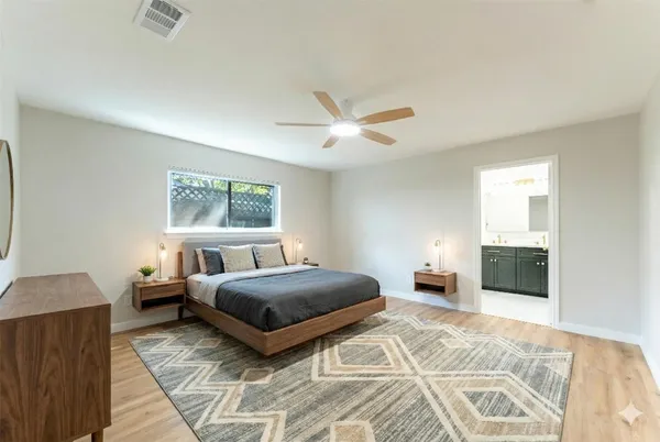 $3,800 | 6119 South Braeswood Boulevard, Houston, TX 77096