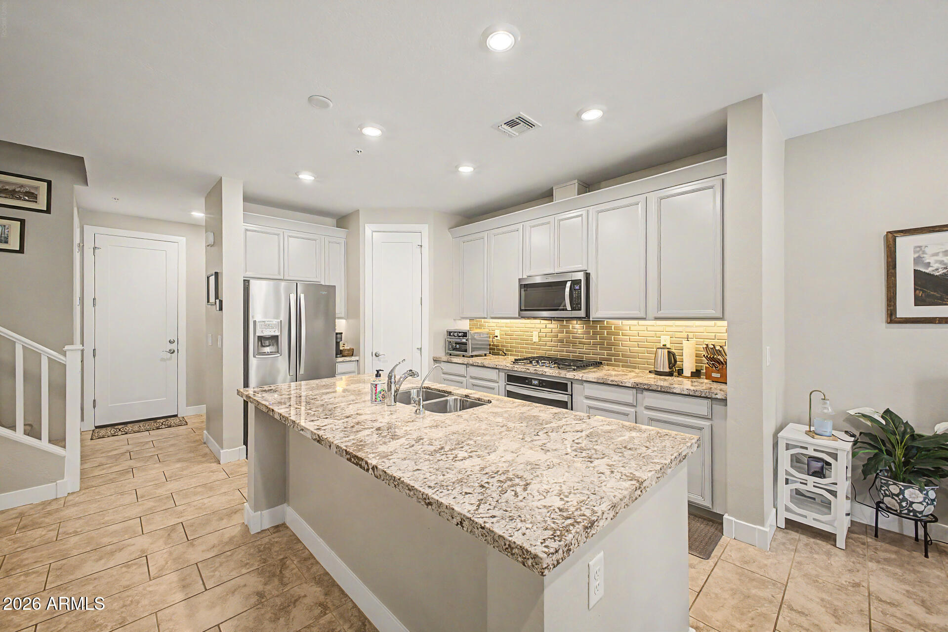 3855 South McQueen Road, Unit 92 Chandler, AZ 85286 - Photo 5 of 41 11-McQueen