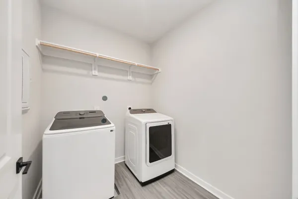 $1,729 | 7711 Longmire Road, Unit 155, Conroe, TX 77304