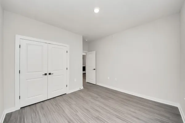 $1,729 | 7711 Longmire Road, Unit 155, Conroe, TX 77304