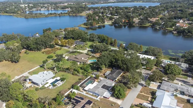 $424,900 | 937 Avenue L Southeast, Winter Haven, FL 33880