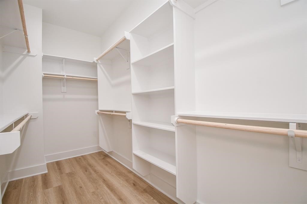 2305 Maury Street Houston, TX 77026 - Photo 13 of 19