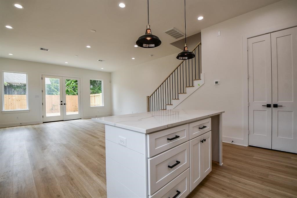 2305 Maury Street Houston, TX 77026 - Photo 2 of 19 Available now! This modern farmhouse-style gem awaits you in the heart of Houston. Conveniently located just minutes away from downtown, this spacious 3-bedroom, 3.5-bathroom home offers a perfect blend of urban living and modern comfort.