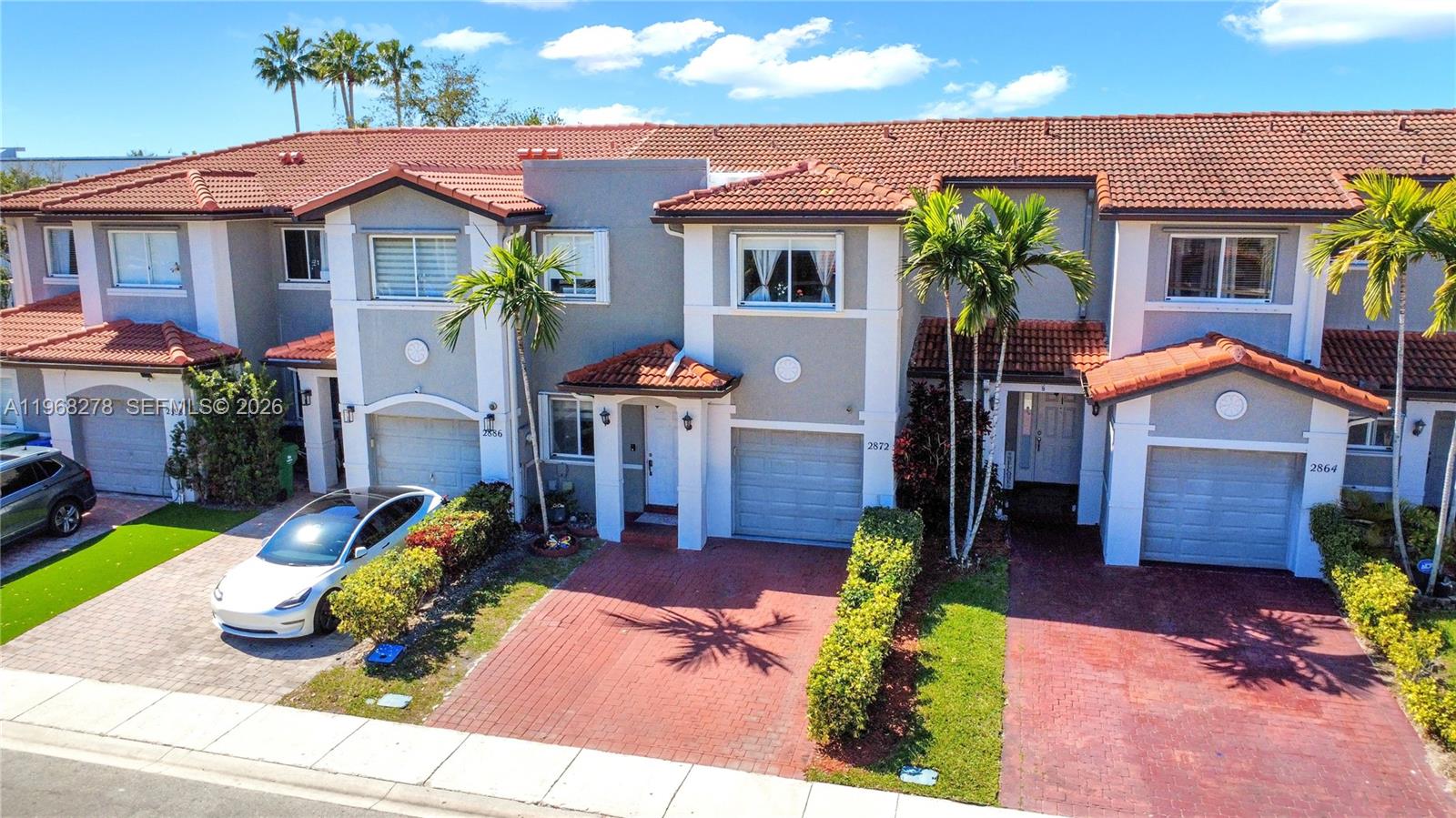 2872 Southwest 127th Way Miramar, FL 33027 - Photo 2 of 33