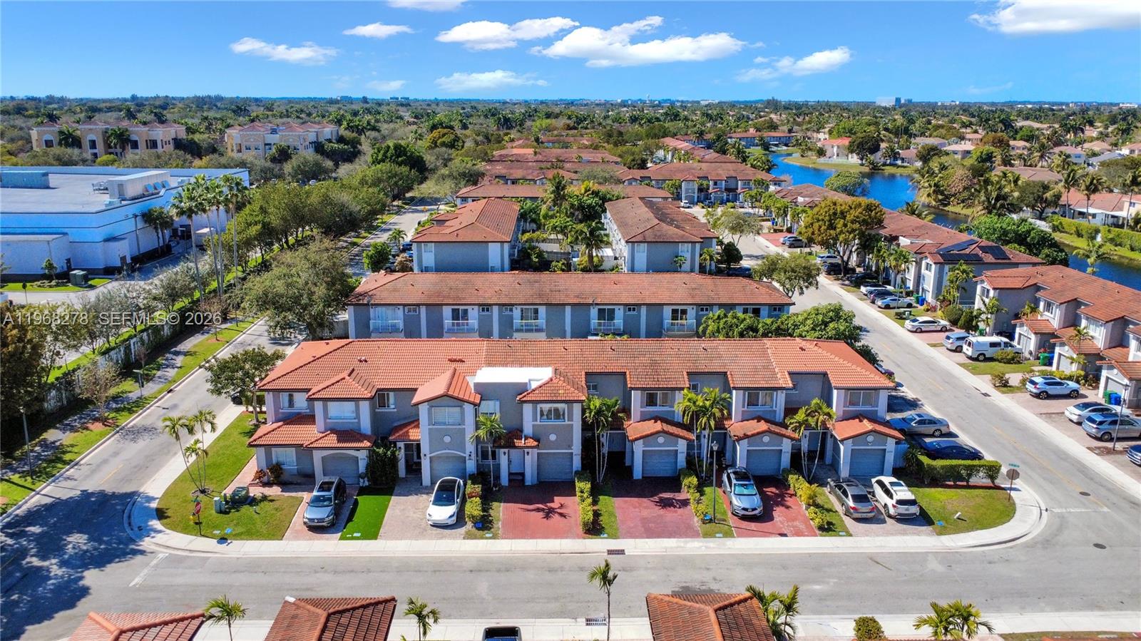 2872 Southwest 127th Way Miramar, FL 33027 - Photo 3 of 33