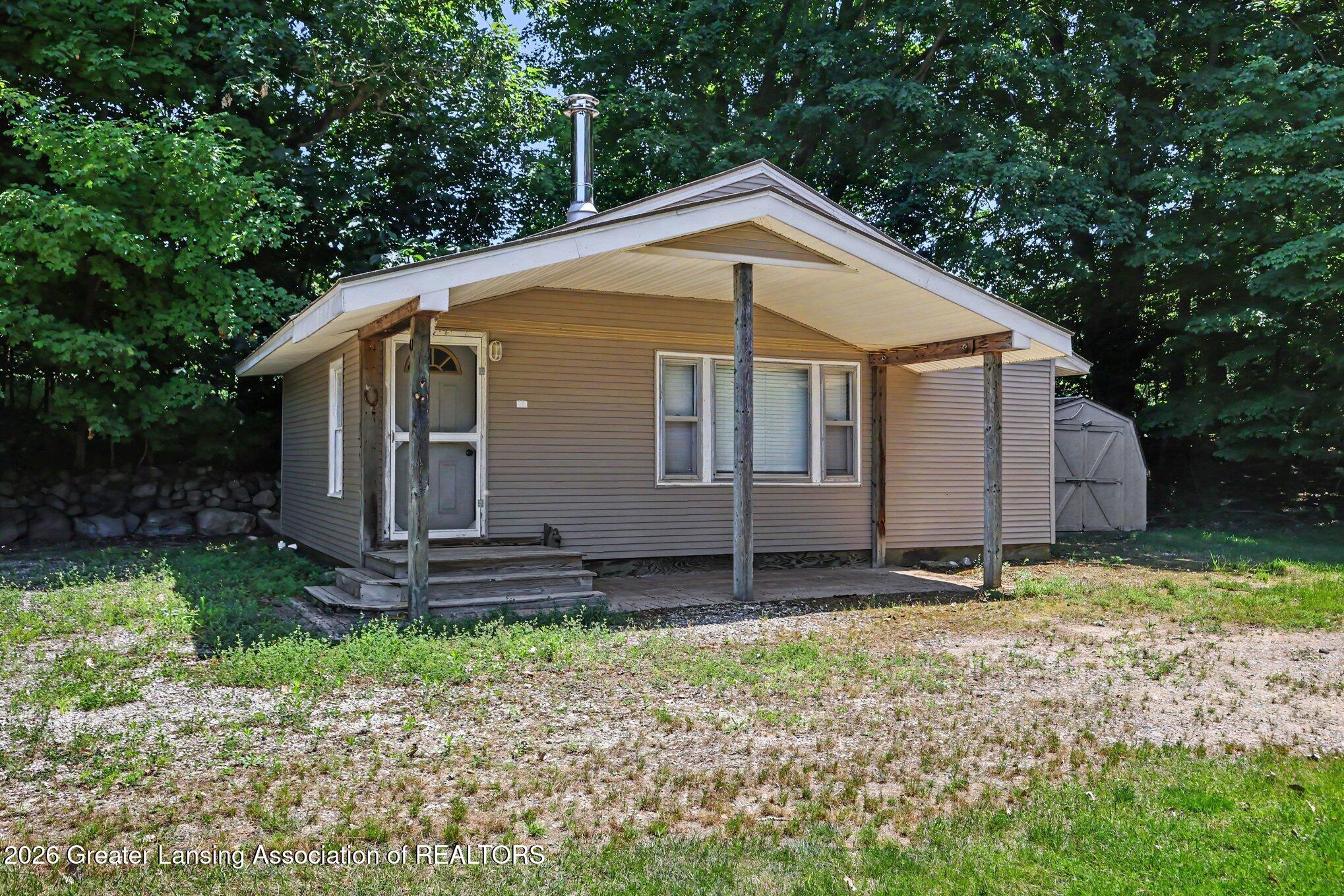 905 West Dansville Road Mason, MI 48854 - Photo 4 of 50 Cabin