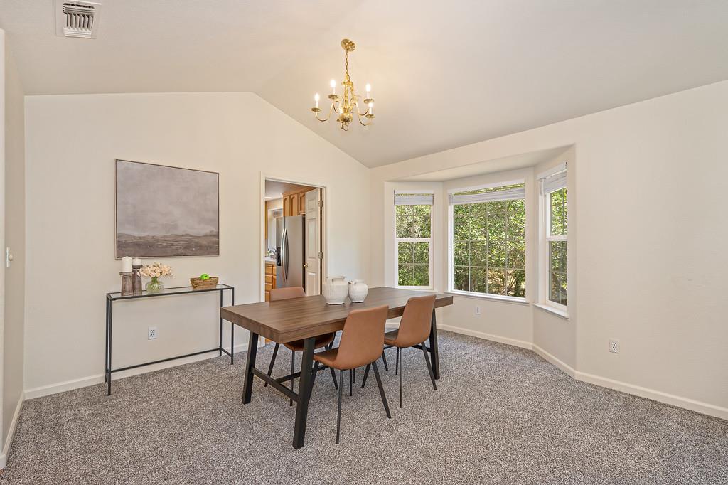 10767 Joeger Road Auburn, CA 95602 - Photo 13 of 96