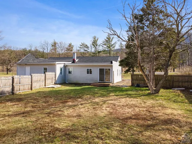 $338,100 | 5806-5816 Highway 23, Cairo, NY 12405