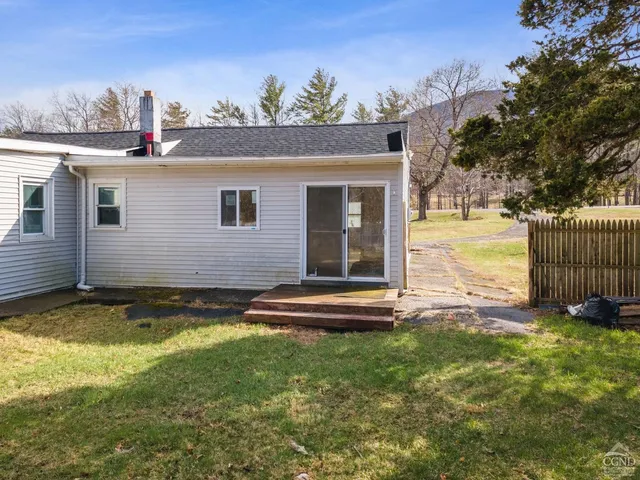 $338,100 | 5806-5816 Highway 23, Cairo, NY 12405