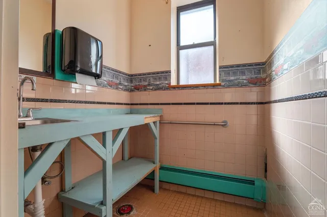 $338,100 | 5806-5816 Highway 23, Cairo, NY 12405