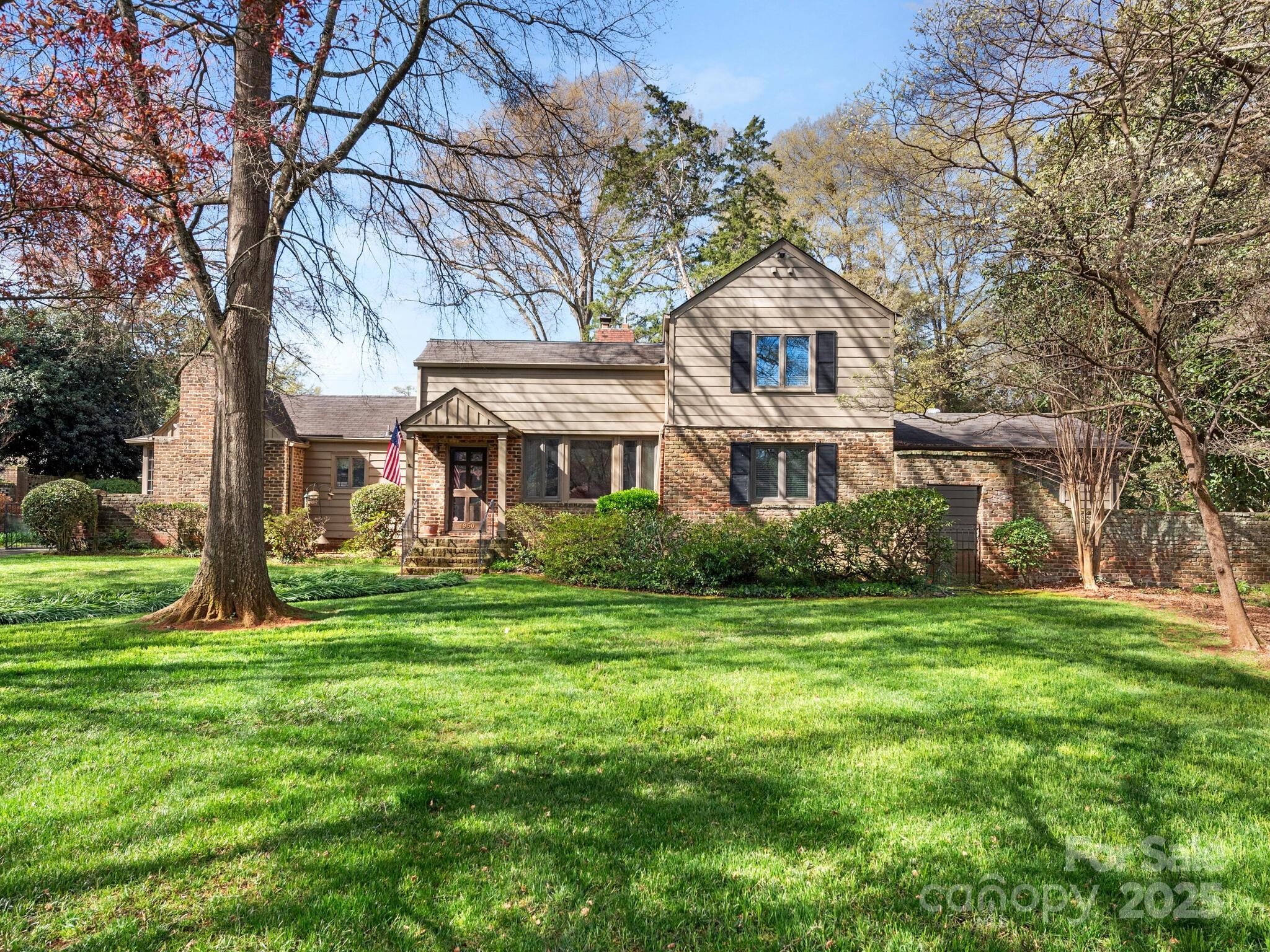 1950 Overhill Road Charlotte, NC 28211 - Photo 1 of 34 Gallery Image 1